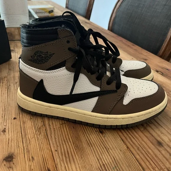 Replica Victoria Fashion Wholesale Shoes Nike Travis Scott Air